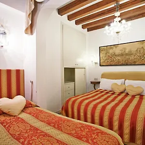 *** Aparthotel San Luca Flats Italia
